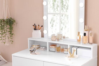  Toaletní stolek – váš soukromý salon krásy